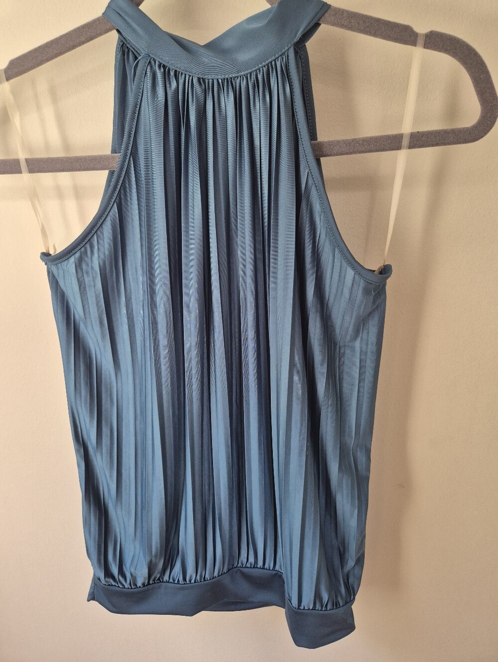 Amisu Dark Green Pleated Halterneck Blouse Top Size XS Silky Soft